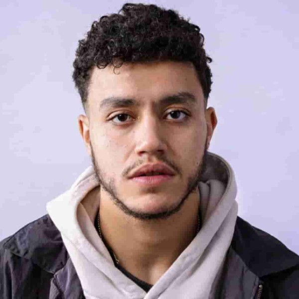 الممثل حسن مالك أخو أحمد مالك